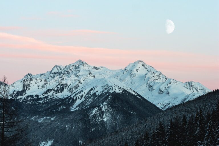 Home Snowy Mountain 1287145 768x512